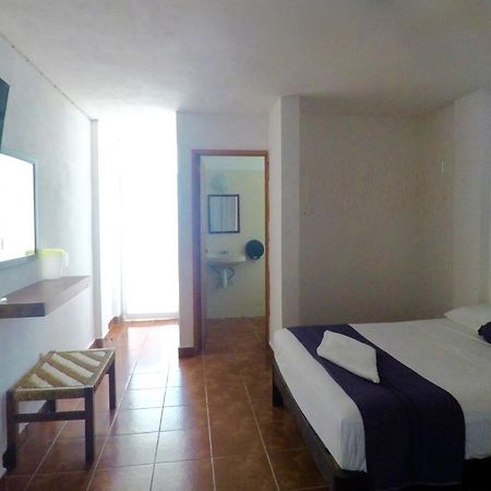 Hotel Mayflower Puerto Escondido  Kültér fotó
