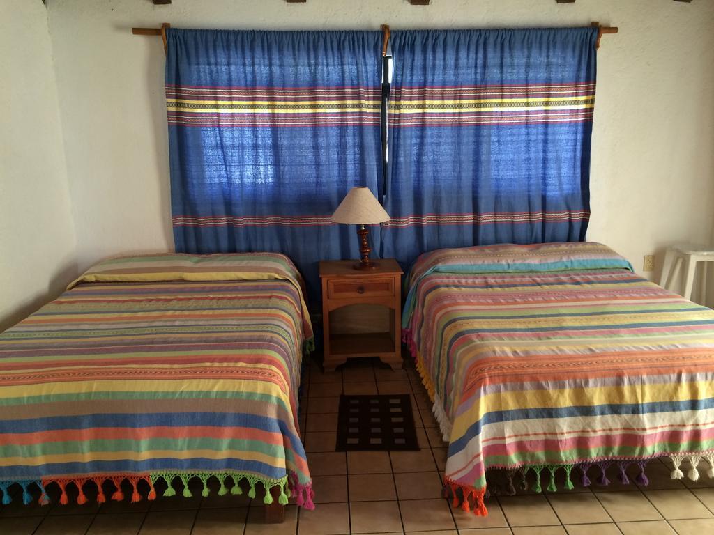 Hotel Mayflower Puerto Escondido  Szoba fotó